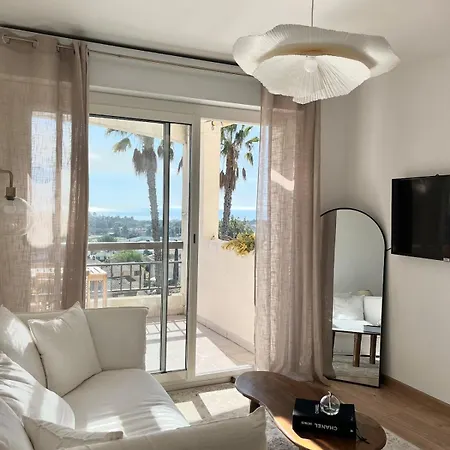 Apartamento Chez Ophélie, Vue Et Piscine Saint-Raphaël