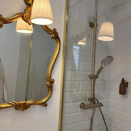 Apartmán Chez Ophelie, Vue Et Piscine