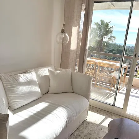 Chez Ophelie, Vue Et Piscine *