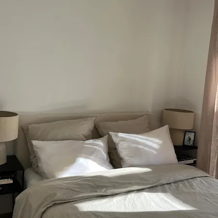 Chez Ophelie, Vue Et Piscine Saint-Raphaël