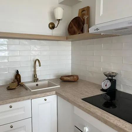 Chez Ophelie, Vue Et Piscine